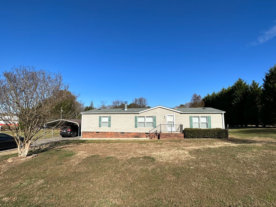 134 Brandenburg Dr in Statesville, NC - Building Photo