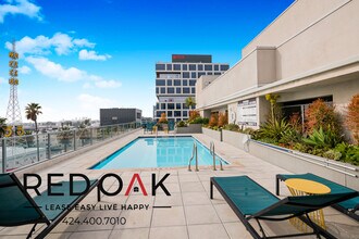5837 W Sunset Blvd in Los Angeles, CA - Building Photo - Building Photo