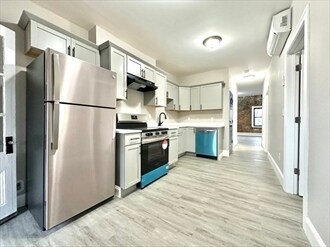 22 Pompeii St, Unit 2 in Boston, MA - Building Photo