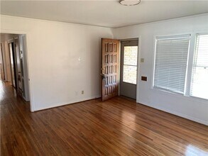 606 Hopper Dr in Corpus Christi, TX - Building Photo - Building Photo
