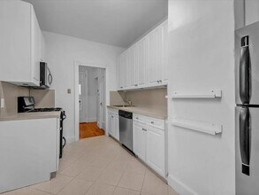 402 Bay Ridge Pkwy in Brooklyn, NY - Building Photo - Building Photo
