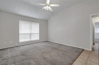 214 Joshua Blvd in Joshua, TX - Building Photo - Building Photo