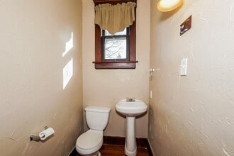 711 Garfield St in Akron, OH - Building Photo - Building Photo