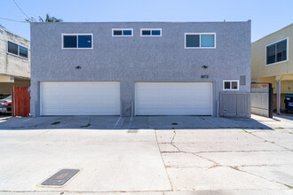 4616 Bancroft St in San Diego, CA - Building Photo - Building Photo