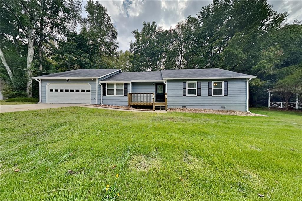 2620 Bluffton Rd in Buford, GA - Building Photo