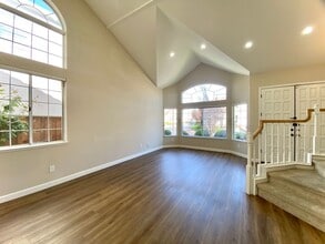 34323 Eucalyptus Terrace in Fremont, CA - Building Photo - Building Photo
