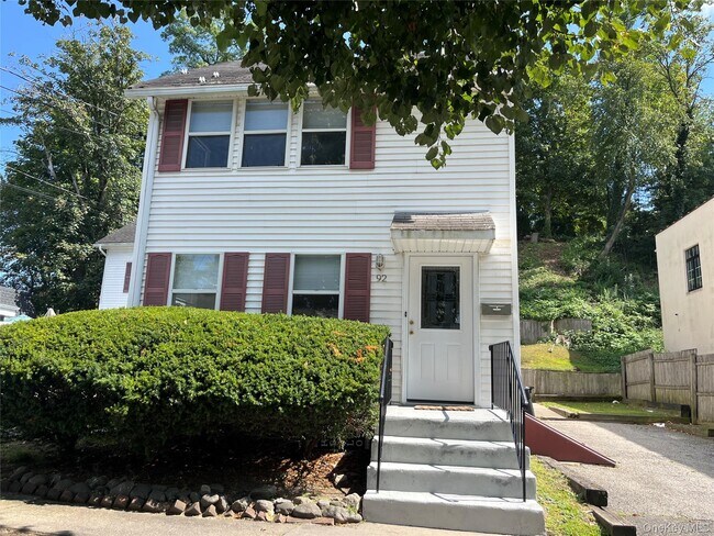 property at 92 Harbor Rd