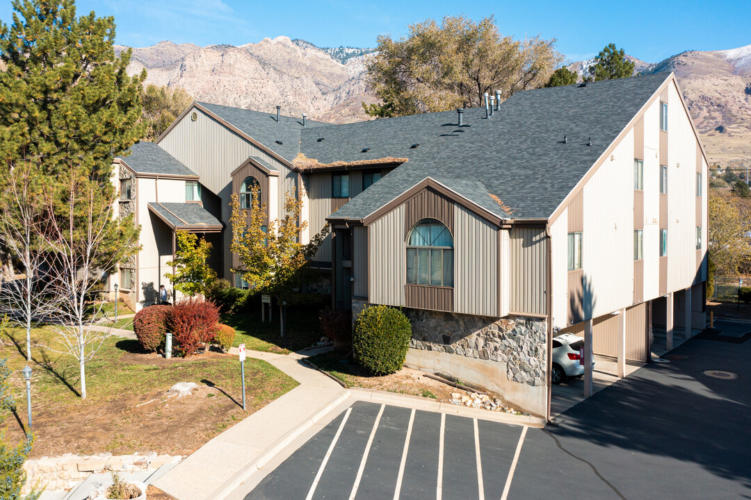 Millstone Manor in Ogden, UT - Foto de edificio