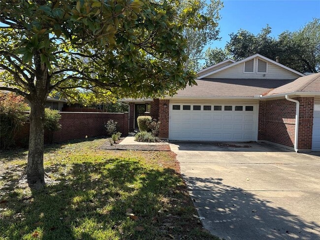 property at 1003 Markham Ln