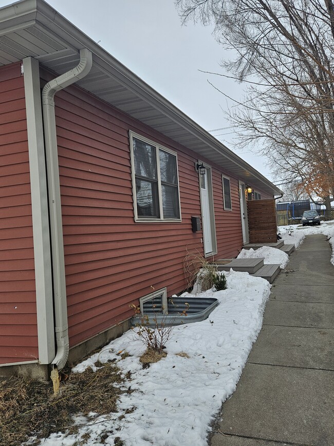 1317 6th St in Nevada, IA - Building Photo - Building Photo