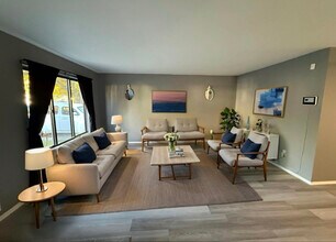 27685 Dartmouth St in Madison Heights, MI - Building Photo - Building Photo