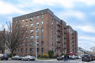 Jamestown in Brooklyn, NY - Foto de edificio - Building Photo