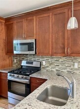 734 County Ave in Secaucus, NJ - Building Photo - Building Photo