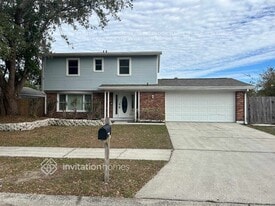 1705 Village Ct in Brandon, FL - Building Photo
