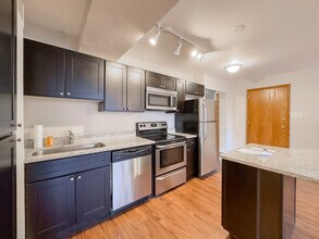 4180 N Marine Dr, Unit 803 in Chicago, IL - Foto de edificio - Building Photo