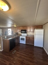 218 Tyler St in Oak Grove, KY - Building Photo - Building Photo