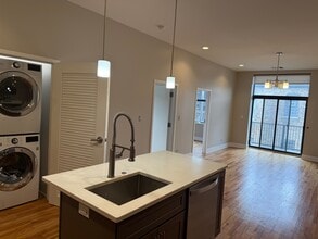 3122 N Broadway in Chicago, IL - Building Photo - Building Photo