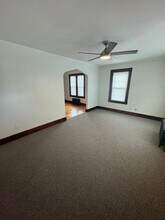 12 Rogers St, Unit 12 Rogers Street in New London, CT - Building Photo - Building Photo