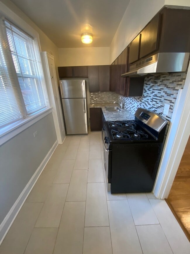 1303 Elmwood Ave in Evanston, IL - Building Photo - Building Photo