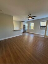 730 Judson Ave, Unit Judson Ave 1BR in Highland Park, IL - Building Photo