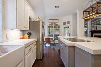 5401 Ketch Ct in Austin, TX - Building Photo - Building Photo