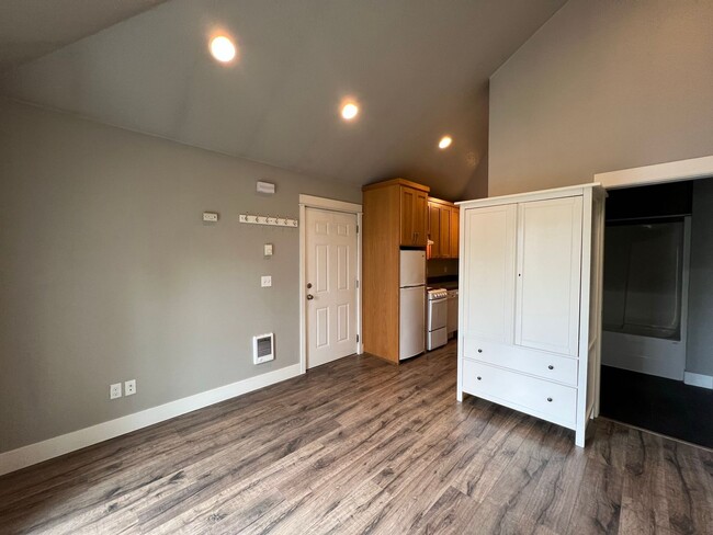 property at 1908 Alder St