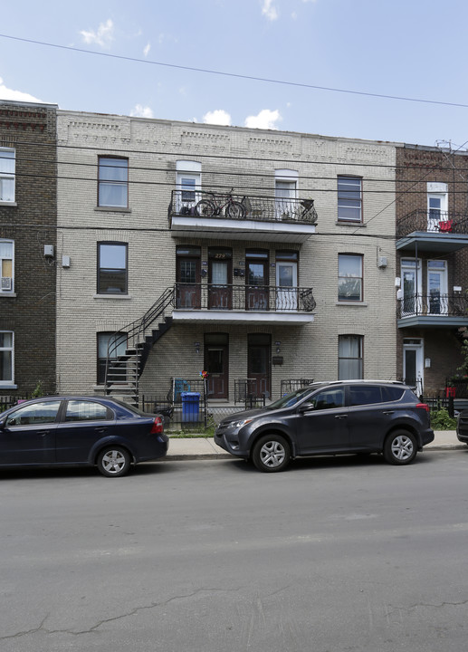 271-281 2e in Montréal, QC - Building Photo