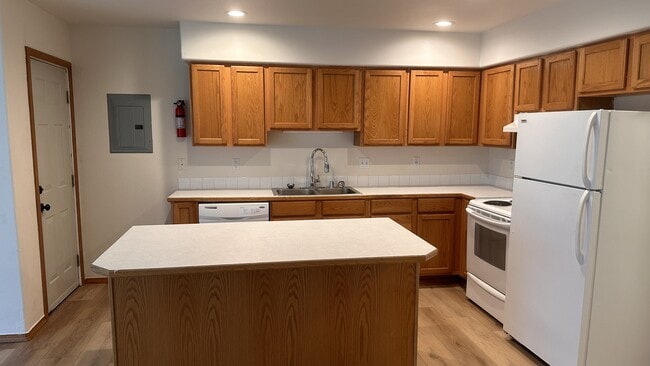 property at 1310 S Skyline Dr