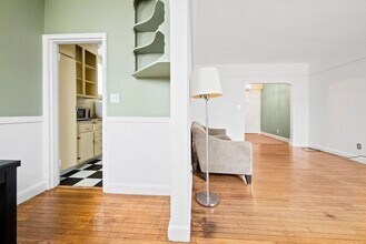 56 Elm St in Worcester, MA - Foto de edificio - Building Photo