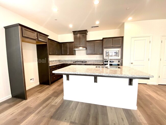 property at 4137 Beverly Ave