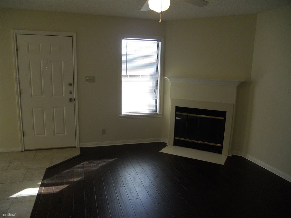 502 W 17th St in Austin, TX - Building Photo