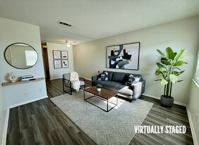 1301 Willow Springs Rd in Killeen, TX - Building Photo