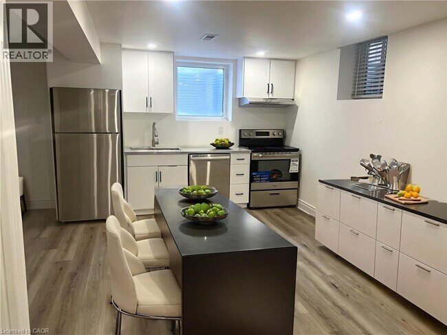 79 Golden Meadow Crescent in Kitchener, ON - Building Photo - Building Photo