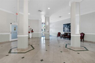 1351 NE Miami Gardens Dr in Miami, FL - Building Photo - Building Photo