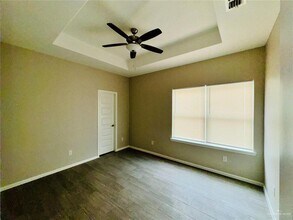 22 S Alamo Rd in Alamo, TX - Building Photo - Building Photo