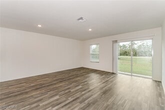 4166 NW 40th Ave in Cape Coral, FL - Building Photo - Building Photo