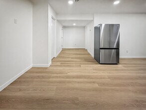 1333-1156 156 St SW in Edmonton, AB - Building Photo - Building Photo