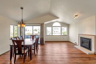 2615 NW 86th St in Seattle, WA - Building Photo - Building Photo
