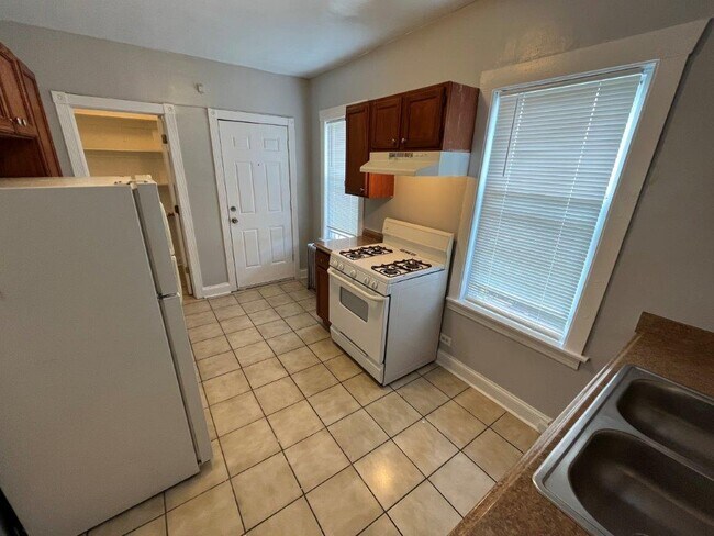 5508 W Barry Ave in Chicago, IL - Building Photo - Building Photo