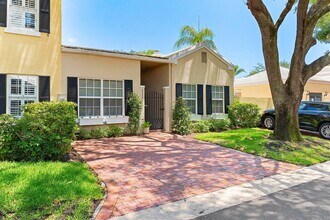 5955 Michaux St in Boca Raton, FL - Building Photo - Building Photo