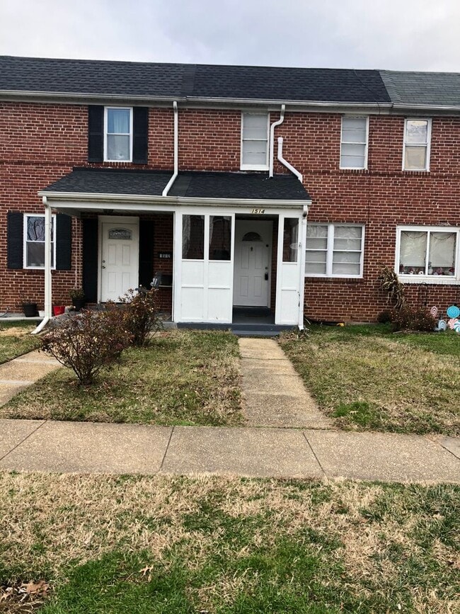 1514 Dornton Ave in Middle River, MD - Building Photo - Building Photo