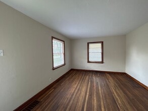 445 S Sheridan St in South Bend, IN - Building Photo - Building Photo