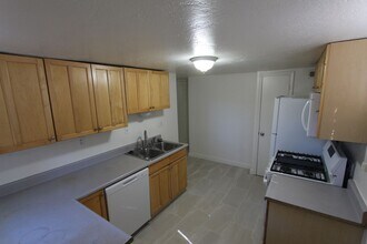 1801 N East St in Flagstaff, AZ - Building Photo - Building Photo