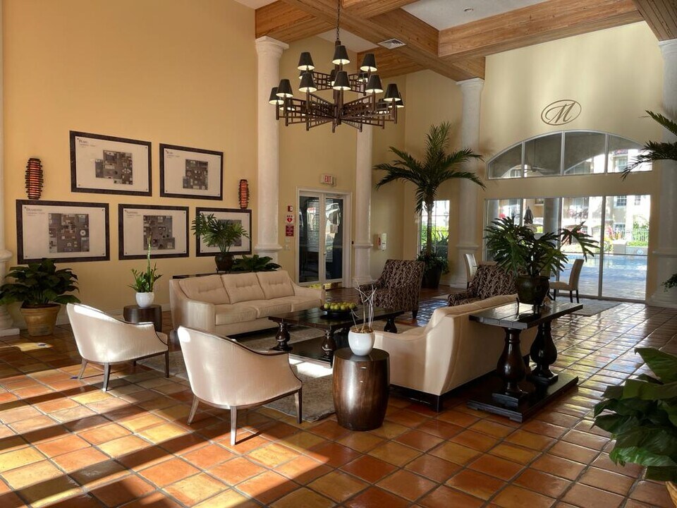 220 SW 116th Ave, Unit 15103 in Pembroke Pines, FL - Foto de edificio