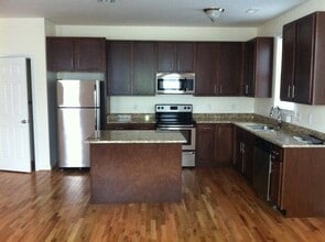 2008 Cedar St in Richmond, VA - Building Photo - Building Photo