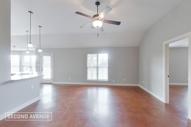 8723 Smith Ranch Dr in Southaven, MS - Building Photo - Building Photo