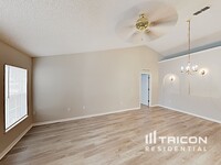 5204 Juliet Ct in Spring Hill, FL - Foto de edificio - Building Photo