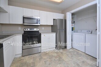 929 Morreene Rd in Durham, NC - Building Photo - Building Photo