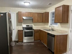 2170 Ivy Ln in Union City, GA - Building Photo - Building Photo