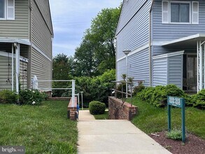 15012 Eardley Ct-Unit -282-G in Silver Spring, MD - Building Photo - Building Photo